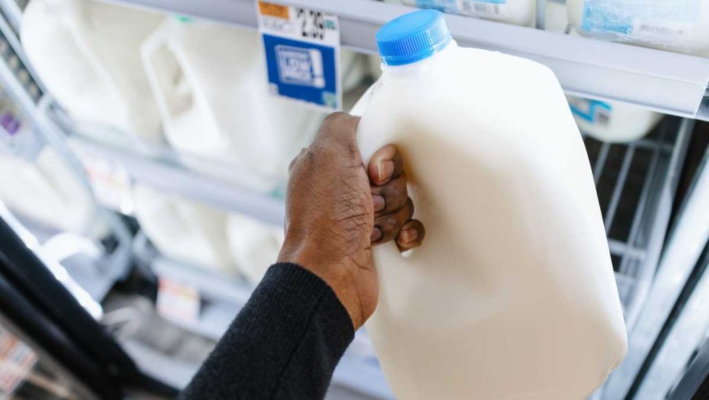 State senator to propose bill 'clearly defining milk in Pennsylvania'