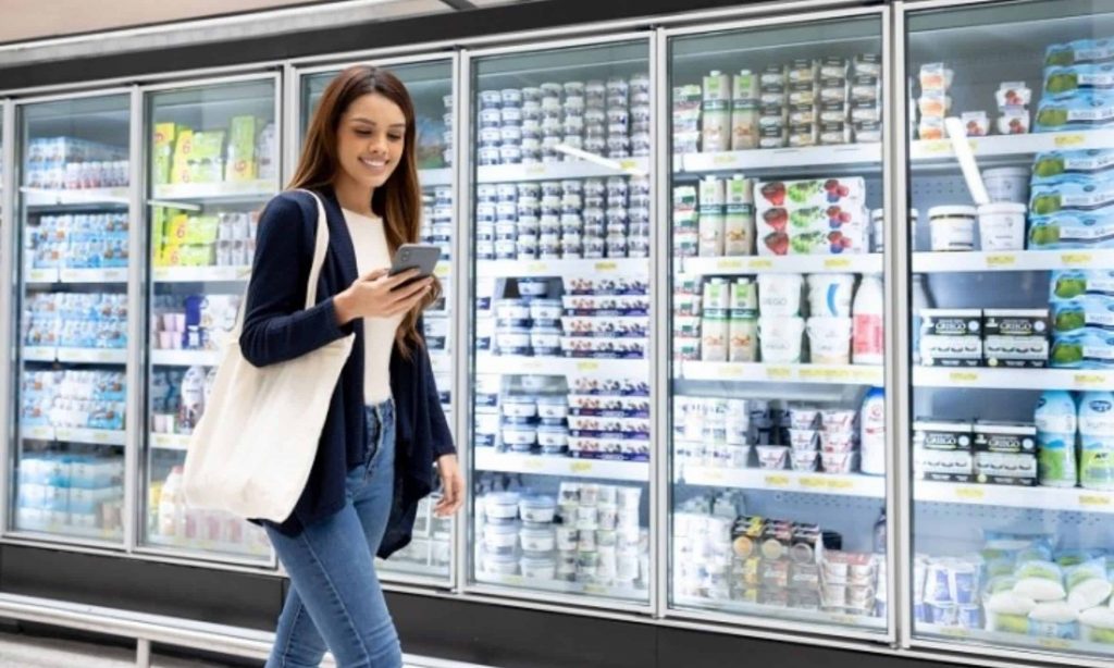 NielsenIQ shares how sustainability claims can drive brand loyalty in dairy, deli, bakery