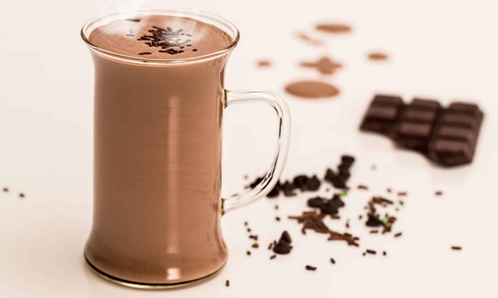 USDA weighs ban on chocolate milk in school cafeterias