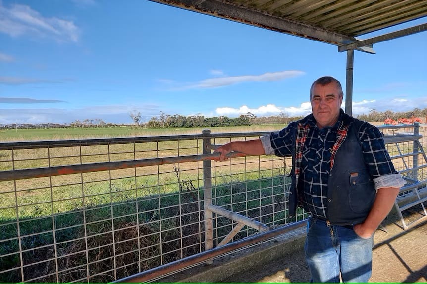Gippsland farmer Greg Peddle is unhappy about Fonterra's milk prices. 