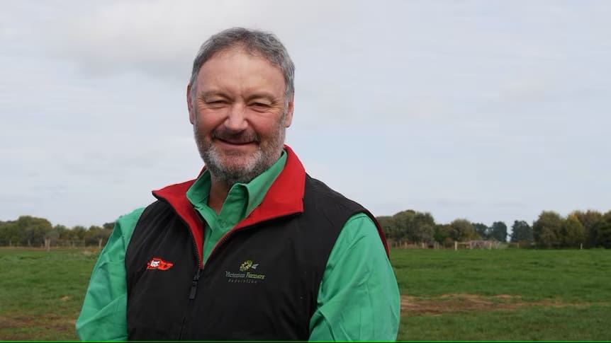 Dairy farmers establish breakaway group amid tension with VFF