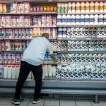 Israel scraps 40% customs tax on imported milk for three months