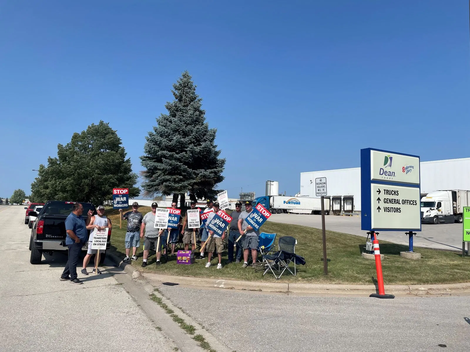 New Dairy Select Milk employees strike over health care plan1