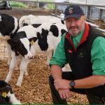 Dairy farmers walk away from Victorian Farmers Federation to join new lobby group