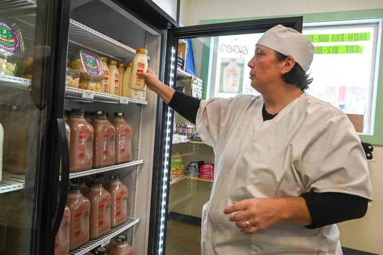 Dairy goal Nonprofit Columbia Community Creamery goes back to basics with local milk sold in returnable glass bottles1