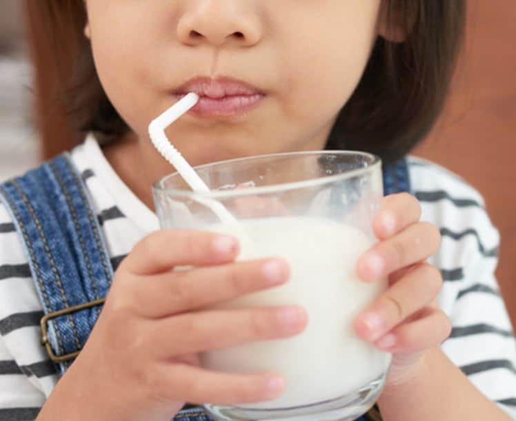 Milk processors commit to less added sugars in flavored school milk