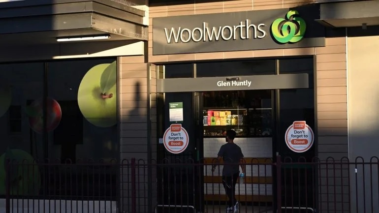 Australia’s Woolworths, Coles sued over “illusory” discounts