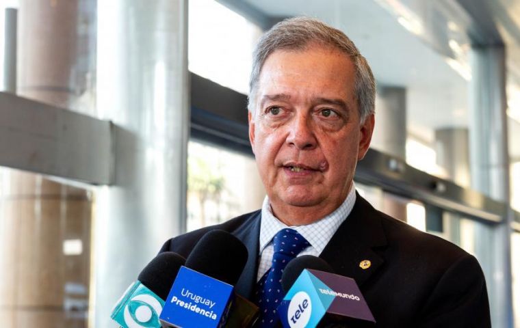 Uruguayan minister in Brazilian agro-show to promote dairy produce exports