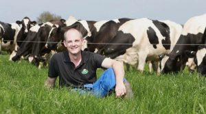 Aldi plans to invest over £30m in dairy farmers