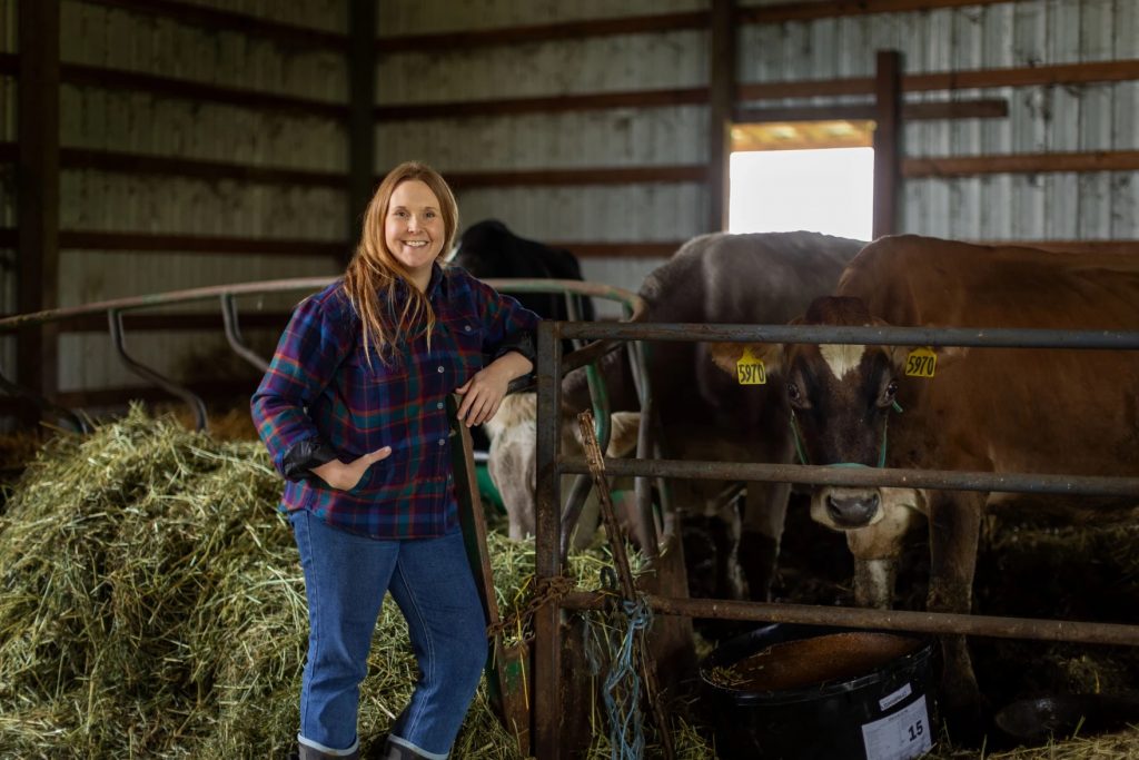 As Oregon rewrites its dairy regulations, small farmers drop their lawsuit