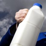 Tight supply lifts milk price forecast