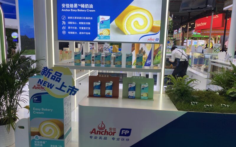 Fonterra spreads UHT cream around China bakeries