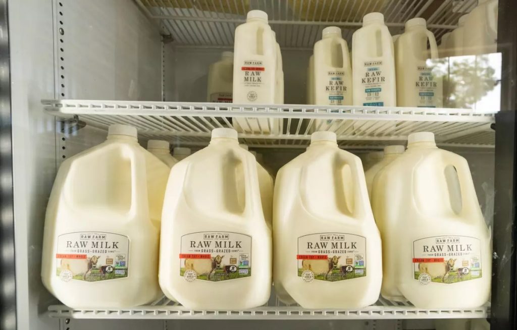 Cats in L.A. County die after drinking recalled raw milk