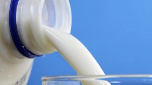 Class I base milk price falls again for April