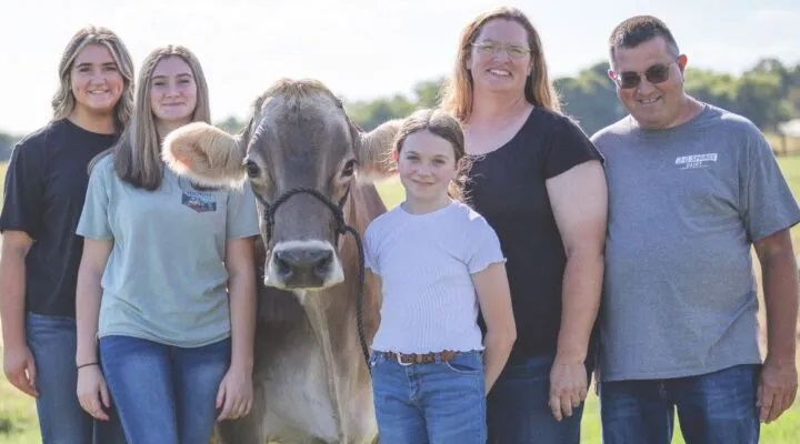 Casey County Dairy Farm Opens Ice Cream Shop