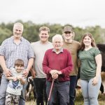 Dairy Farmers of Canada By farmers, for farmers Spotlight on the Canadian Podcow and Entre deux traites