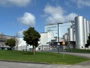Dairy Processor in Crisis Yashili's $23.5M Loss
